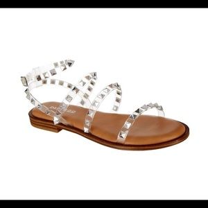 Dept. 222 Womens Tiffany Sandal 8.5 Clear
$38.00 retail SIZE 8.5